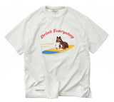 QUIETIST (クワイエティスト) Surfing dogs T-Shirts (white)