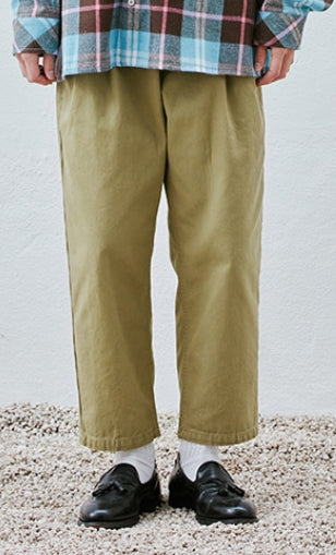 QUIETIST (クワイエティスト) Two-tuck Balloon Crop Pants (beige)