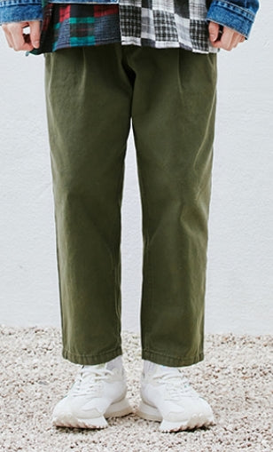 QUIETIST (クワイエティスト) Two-tuck Balloon Crop Pants (khaki)