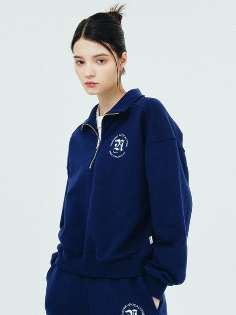 NCOVER（エンカバー）ROMAN TYPO LOGO HALF ZIPUP-NAVY