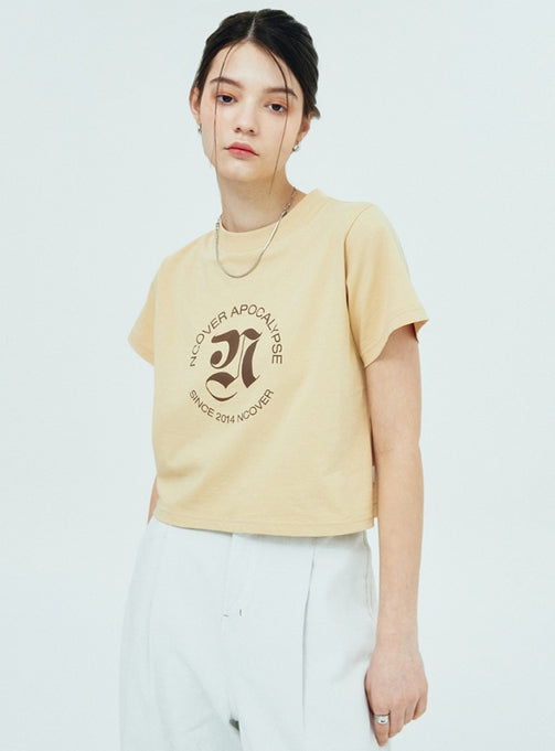 NCOVER（エンカバー）ROMAN TYPO LOGO TSHIRT-BEIGE