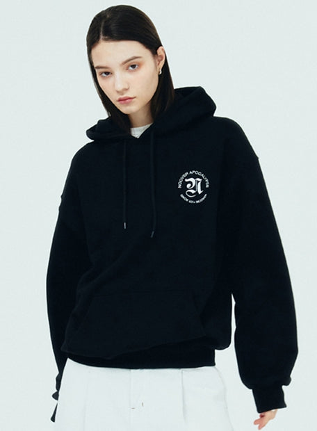 NCOVER（エンカバー）SMALL ROMAN TYPO LOGO HOODIE-BLACK