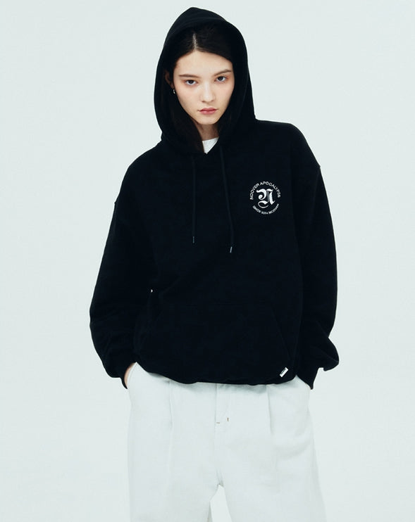 NCOVER（エンカバー）SMALL ROMAN TYPO LOGO HOODIE-BLACK