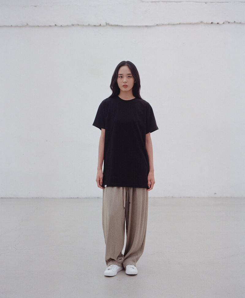 A NOTHING (エーナッシング)SILKY-COTTON LONG LAYERED 1/2 TEE (Black)