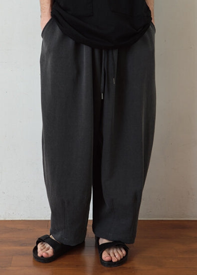 A NOTHING (エーナッシング)  SOLAR PIGMENT BALLOON SWEAT PANTS (Charcoal)
