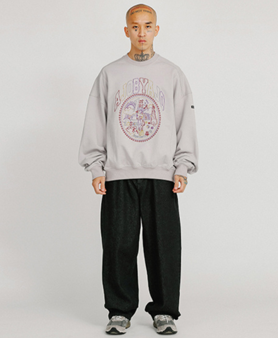 アジョバイアジョ(AJOBYAJO)        AJO UNIV. Oversized Sweatshirt [Light Grey]