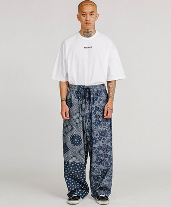 アジョバイアジョ(AJOBYAJO)            Paisley Mixed Oversized Pants [Navy]