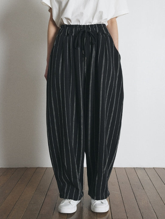 A NOTHING (エーナッシング) DOTTED-STRIPE BALLOON SWEAT PANTS (Black)