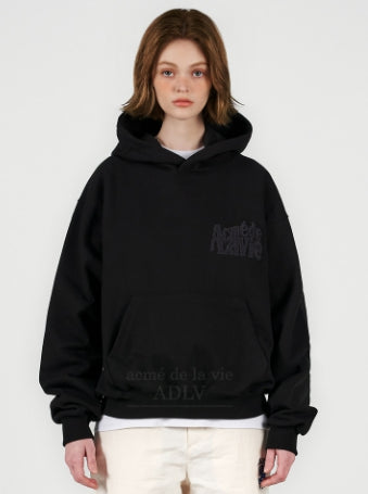 アクメドラビ(acme' de la vie) BOUCLE EMBROIDERY PATCH HOODIE BLACK