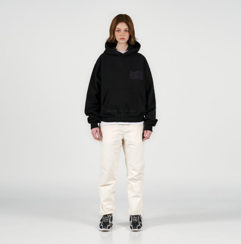 アクメドラビ(acme' de la vie) BOUCLE EMBROIDERY PATCH HOODIE BLACK