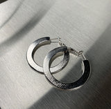 PASION (パシオン) Flat Simple Earring (Silver)