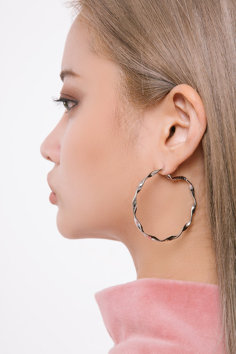 PASION (パシオン) Little Twist Earring (Silver)