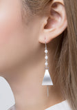 PASION (パシオン) Pearl Drop Signal Light Earring (Silver)