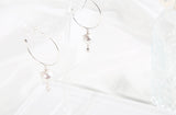 PASION (パシオン) Cross-Ring Pearl Swing Ring Earrings (Silver)