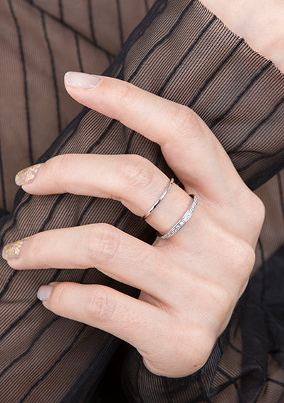 PASION (パシオン) Two-line Cubic Ring (S\ilver)