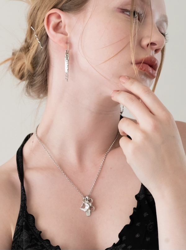 BABLETWO  (ビーエーブルトゥー)   Twinkle Pendant Necklace