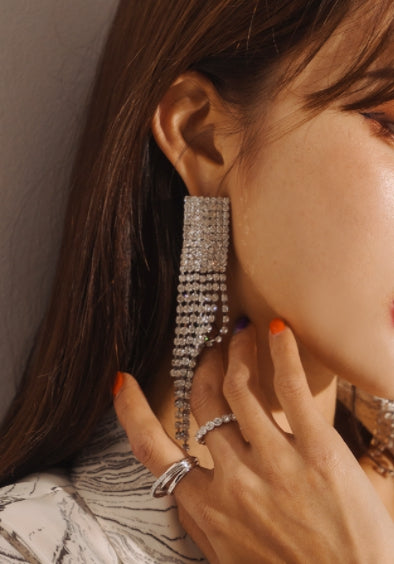 PASION (パシオン) [925 silver] Raindrop Cubic Drop Earrings