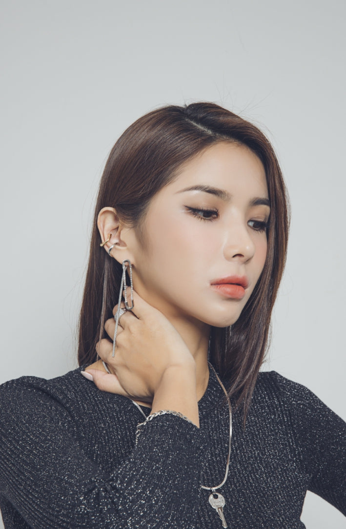 PASION (パシオン) Pin Drop Pop Earrings (Gold)