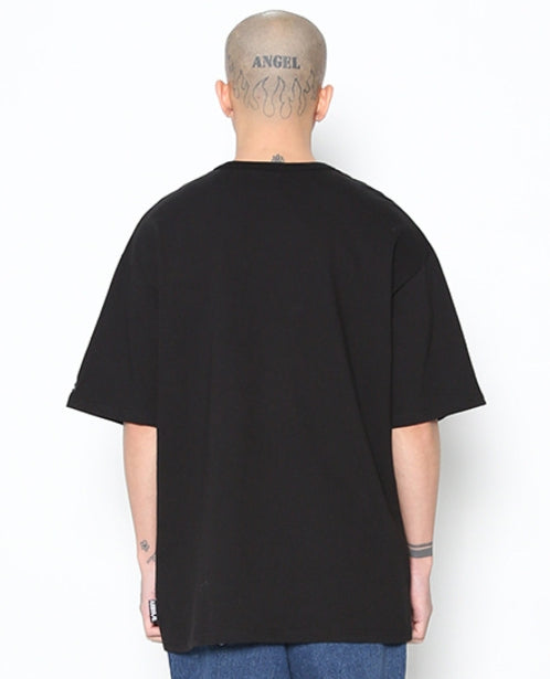 アジョバイアジョ(AJOBYAJO) MM Slogan T-Shirt [BLACK]