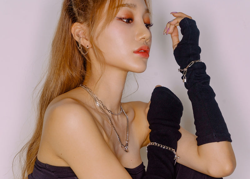 PASION (パシオン) Pretunnel Dolphin Tail Bracelet