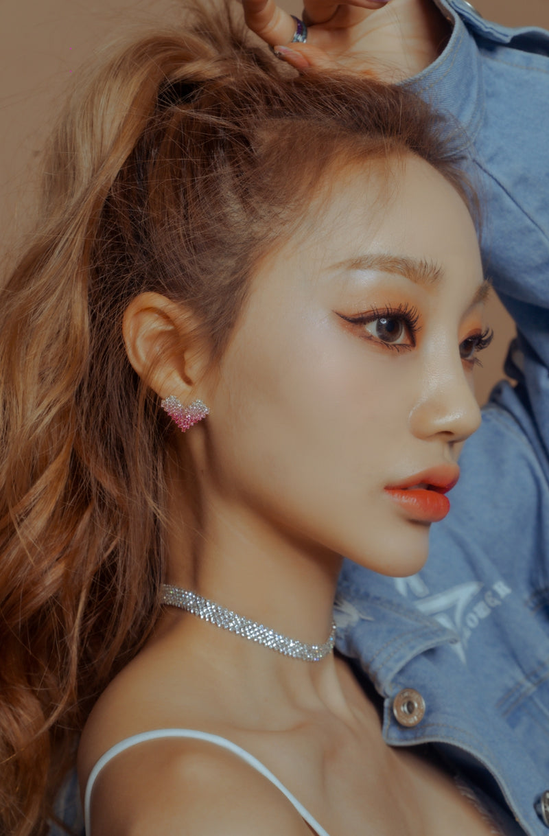 PASION (パシオン) Pixel Cubic Heart Earrings (Pink/Yellow/Green)