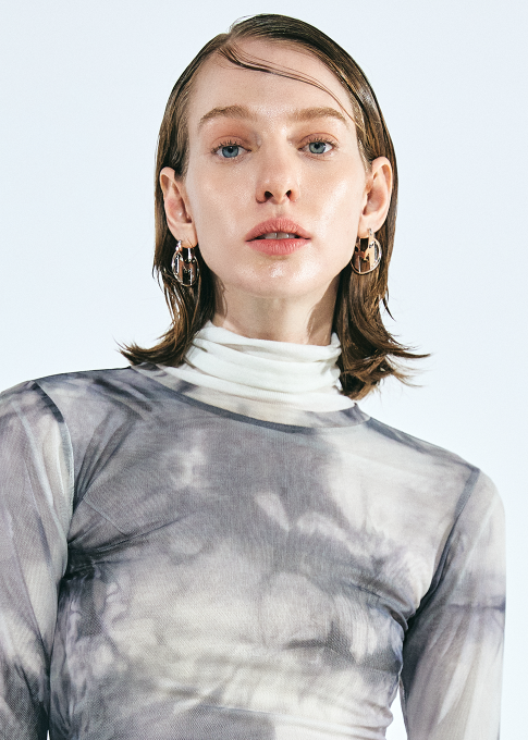 MMIC(エムエムアイシー) M LOGO EARING SV