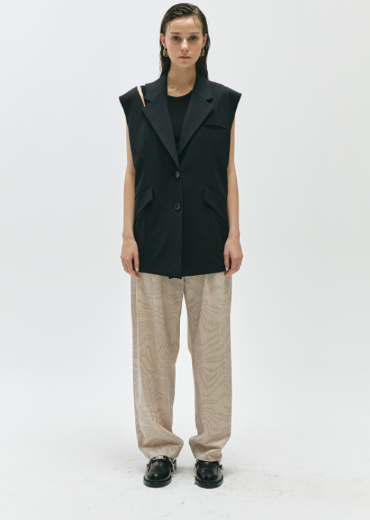 MMIC(エムエムアイシー) SHOULDER SLIT VEST BK