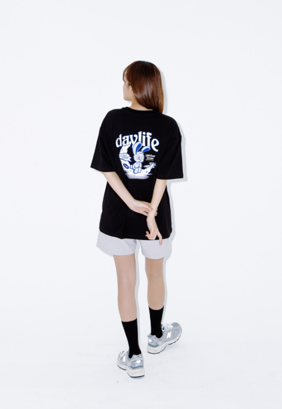 デイライフ(Daylife) Bunny Half T-shirt (Black) – UNDERSTUDY CLUB