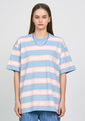 アクメドラビ(acme' de la vie) SCRIPT LOGO STRIPE SHORT SLEEVE T-SHIRT SKYBLUE
