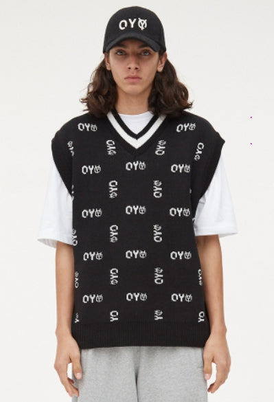 オーワイ(OY) MONOGRAM LOGO V NECK KNIT VEST-BLACK