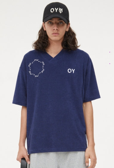 オーワイ(OY)  TERRY ROUND LOGO V NECK T-NAVY