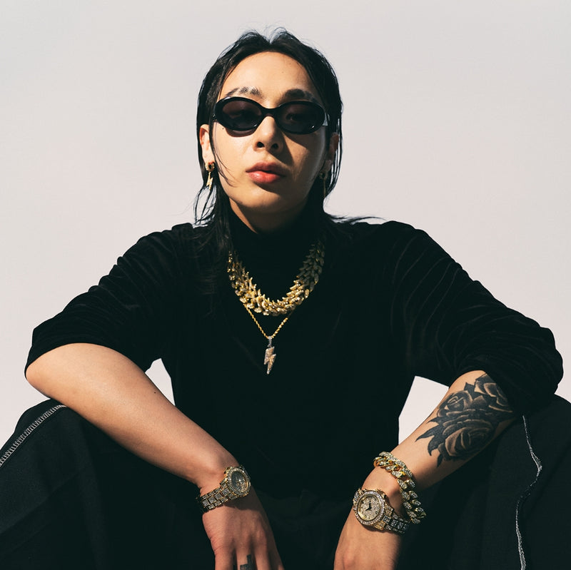 BLACKPURPLE (ブラックパープル) two-tone lightning earring gold