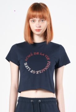 アクメドラビ(acme' de la vie) CIRCLE LOGO ARTWORK CROP TOP SHORT SLEEVE T-SHIRT NAVY