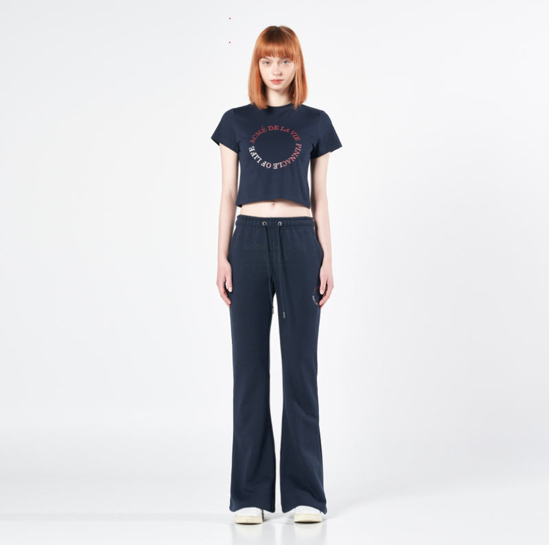 アクメドラビ(acme' de la vie) CIRCLE LOGO ARTWORK CROP TOP SHORT SLEEVE T-SHIRT NAVY