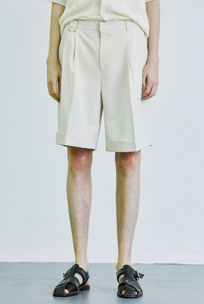 SSY(エスエスワイ)  loop stitch turn-up half pants cream