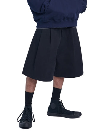 NOMANUAL(ノーマニュアル) TWO-TUCK WIDE BERMUDA PANTS - BLACK