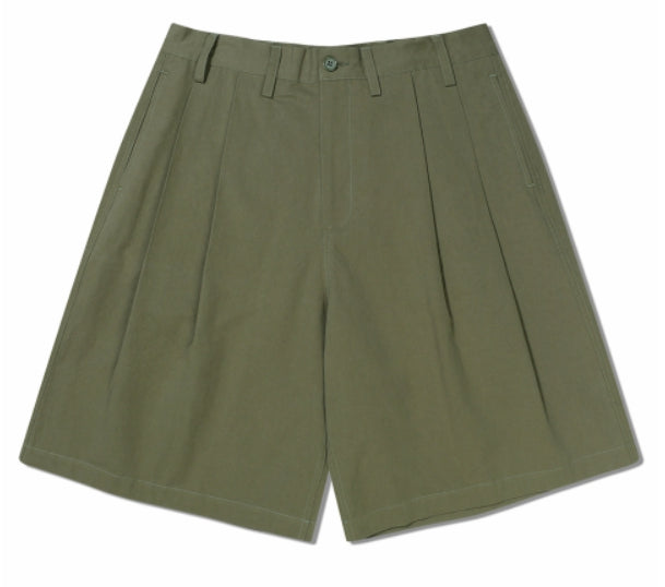 NOMANUAL(ノーマニュアル) TWO-TUCK WIDE BERMUDA PANTS - KHAKI