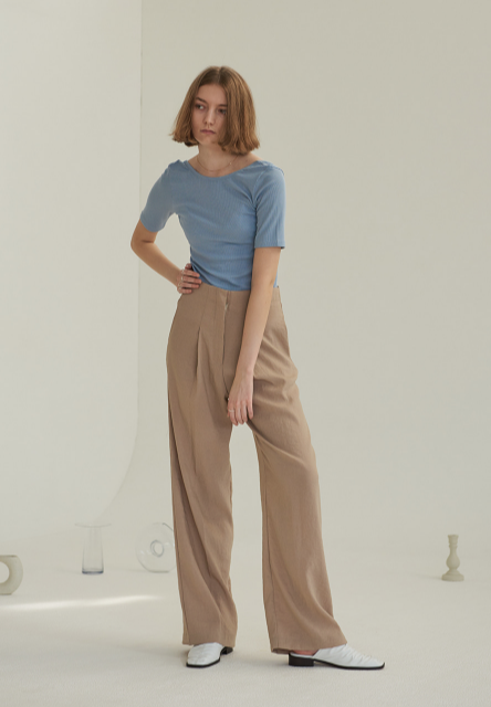 TMO BY 13MONTH（ティーエムオーバイサーティンマンス）ONE TUCK WIDE PANTS (BEIGE)