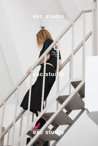 イーエスシースタジオ(ESC STUDIO)  childish fascination t-shirt (black)