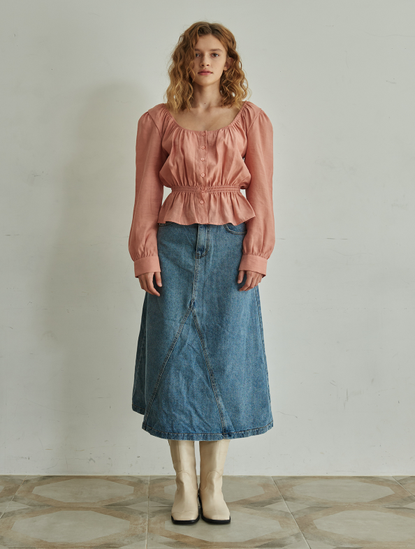 TMO BY 13MONTH（ティーエムオーバイサーティンマンス）MIDI DENIM SKIRT (BLUE)