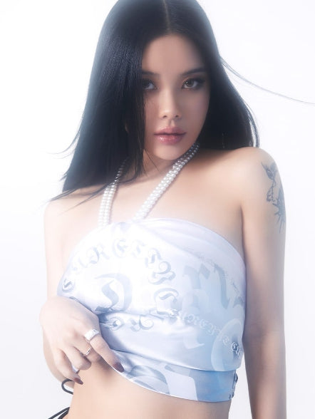 curetty (キュリティー) C LOGO GRAPHIC SCARF