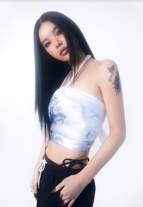 curetty (キュリティー) C LOGO GRAPHIC SCARF