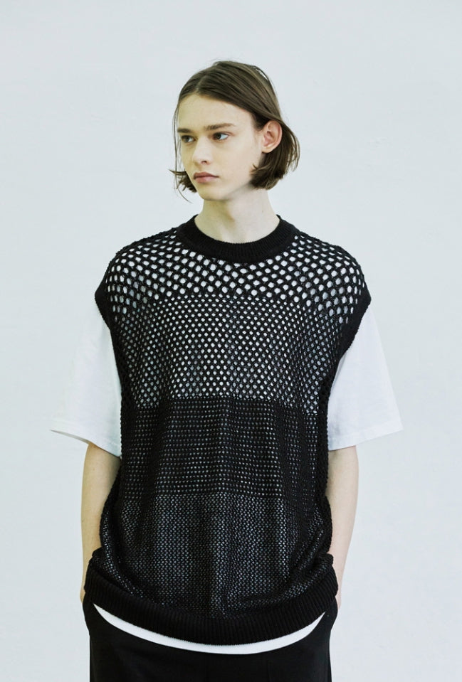 SSY(エスエスワイ)  gradation punching knit vest black