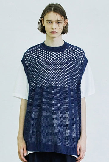SSY(エスエスワイ)  gradation punching knit vest navy