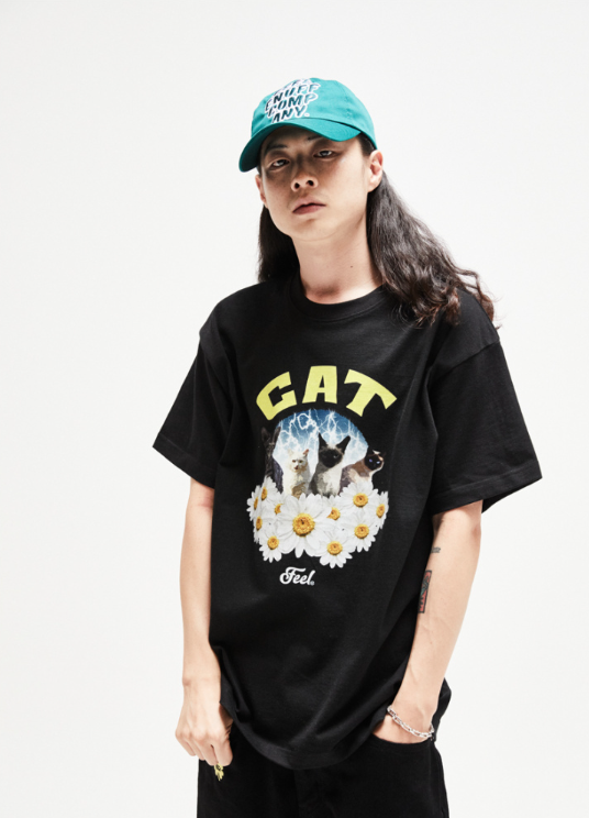 FEEL ENUFF (フィールイナフ) Cats Tee / Black