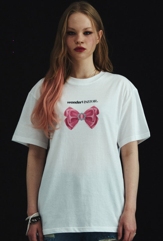 ワンダービジター(WONDER VISITOR) Cubic Ribbon overfit T-Shirt [White]