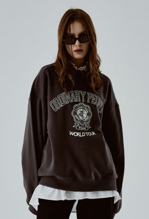 ORDINARY PEOPLE(オーディナリーピープル) COLLEGE ARCH LOGO CHARCOAL SWAEATSHIRTS