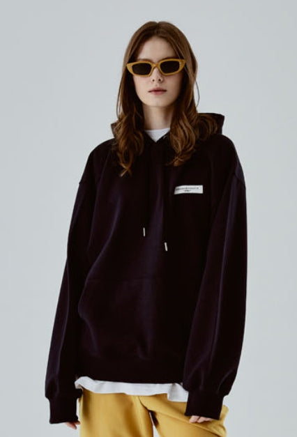 ORDINARY PEOPLE(オーディナリーピープル) ORDINARY PEOPLE EARTH GRAPHIC NAVY HOODIE