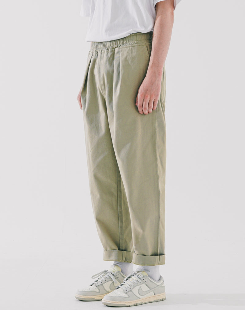 ダブルユーブイプロジェクト(WV PROJECT) Deep Tuck Loose Fit Tapered Banding Pants Khaki Gray SHLP7606