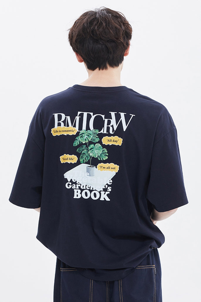 ROMANTIC CROWN(로맨틱 크라운) VEGETABLE GARDNER TEE_NAVY
